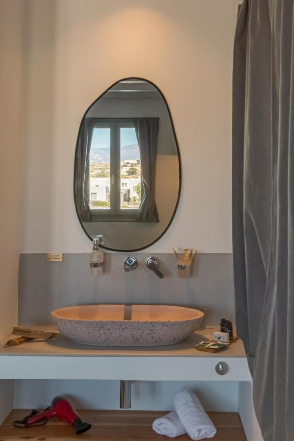 Paros Cape Suites Náousa Exterior foto