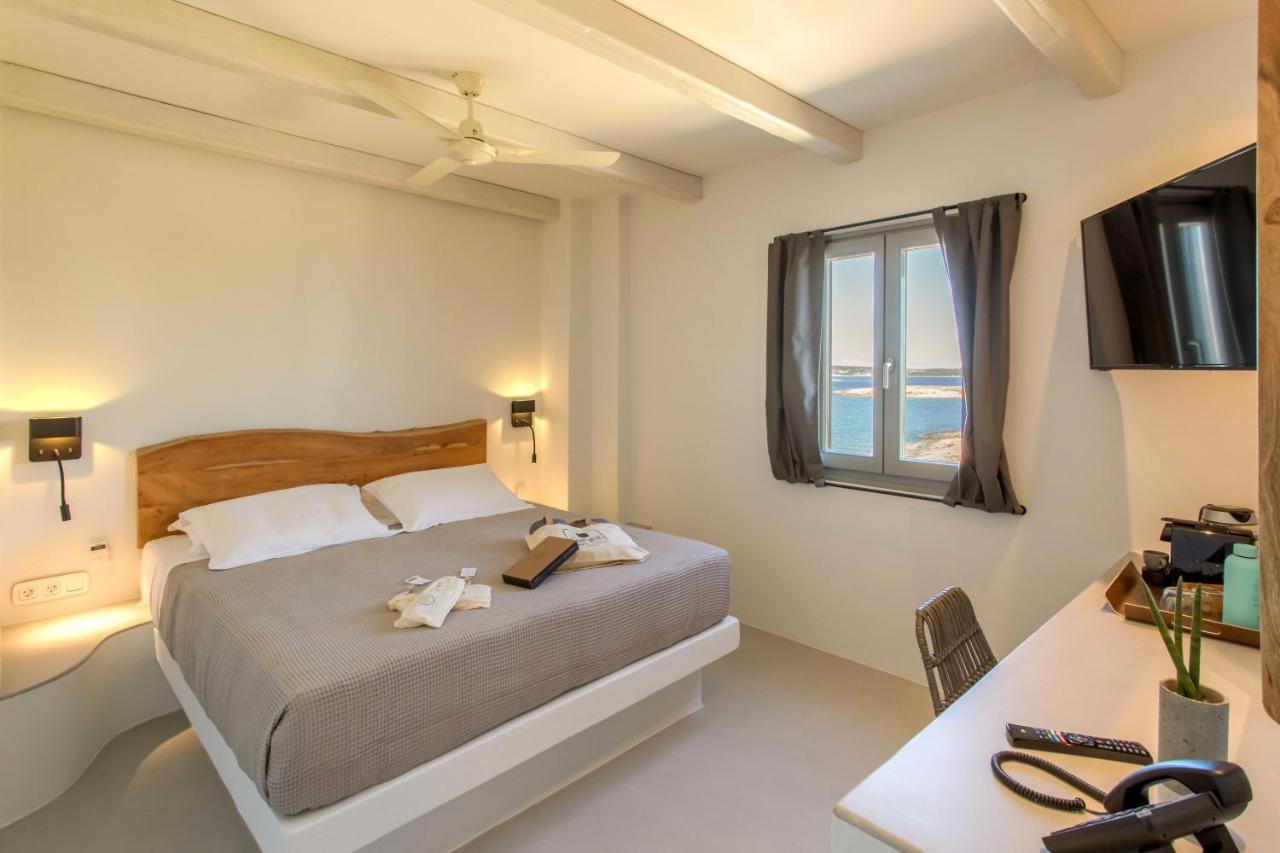Paros Cape Suites Náousa Exterior foto