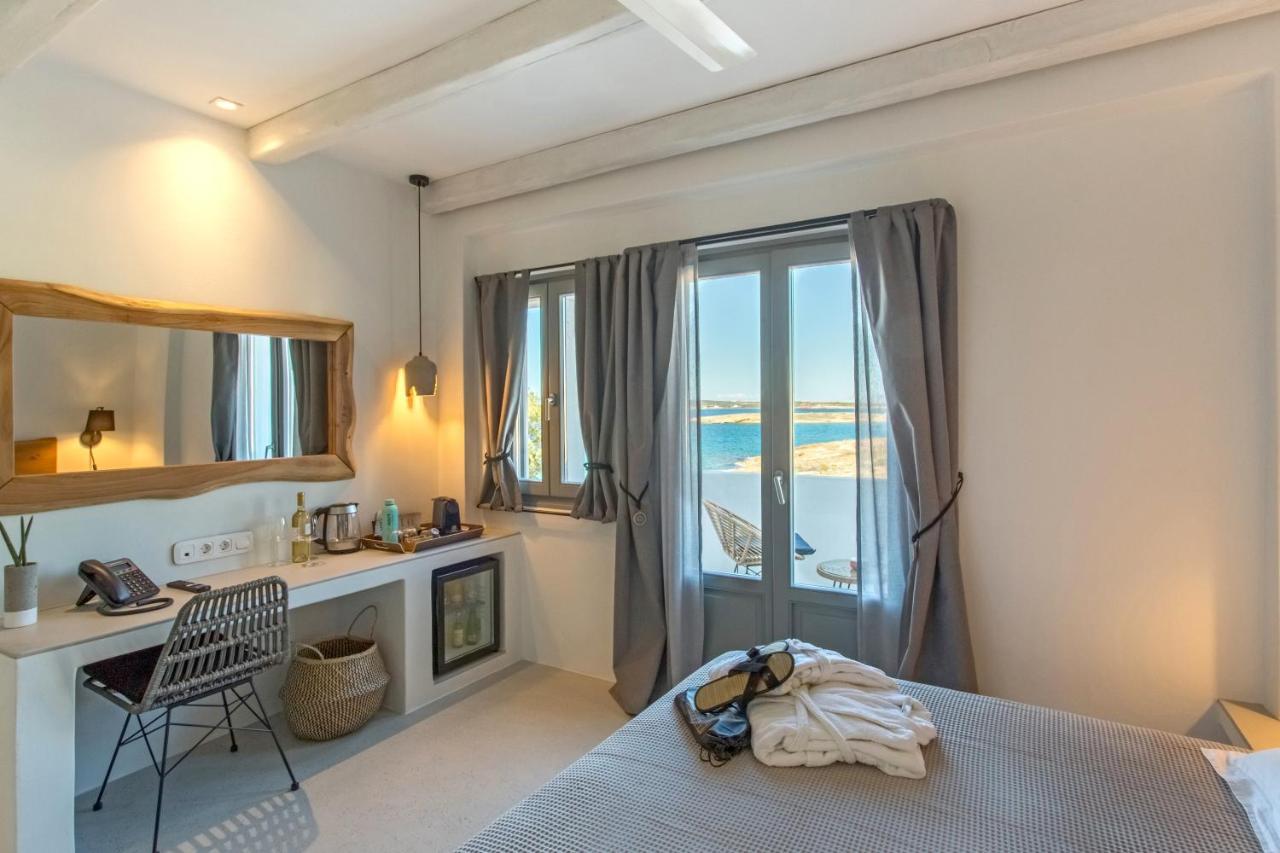 Paros Cape Suites Náousa Exterior foto