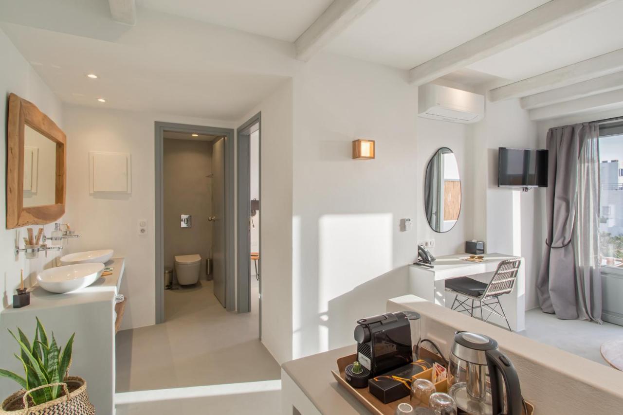 Paros Cape Suites Náousa Exterior foto