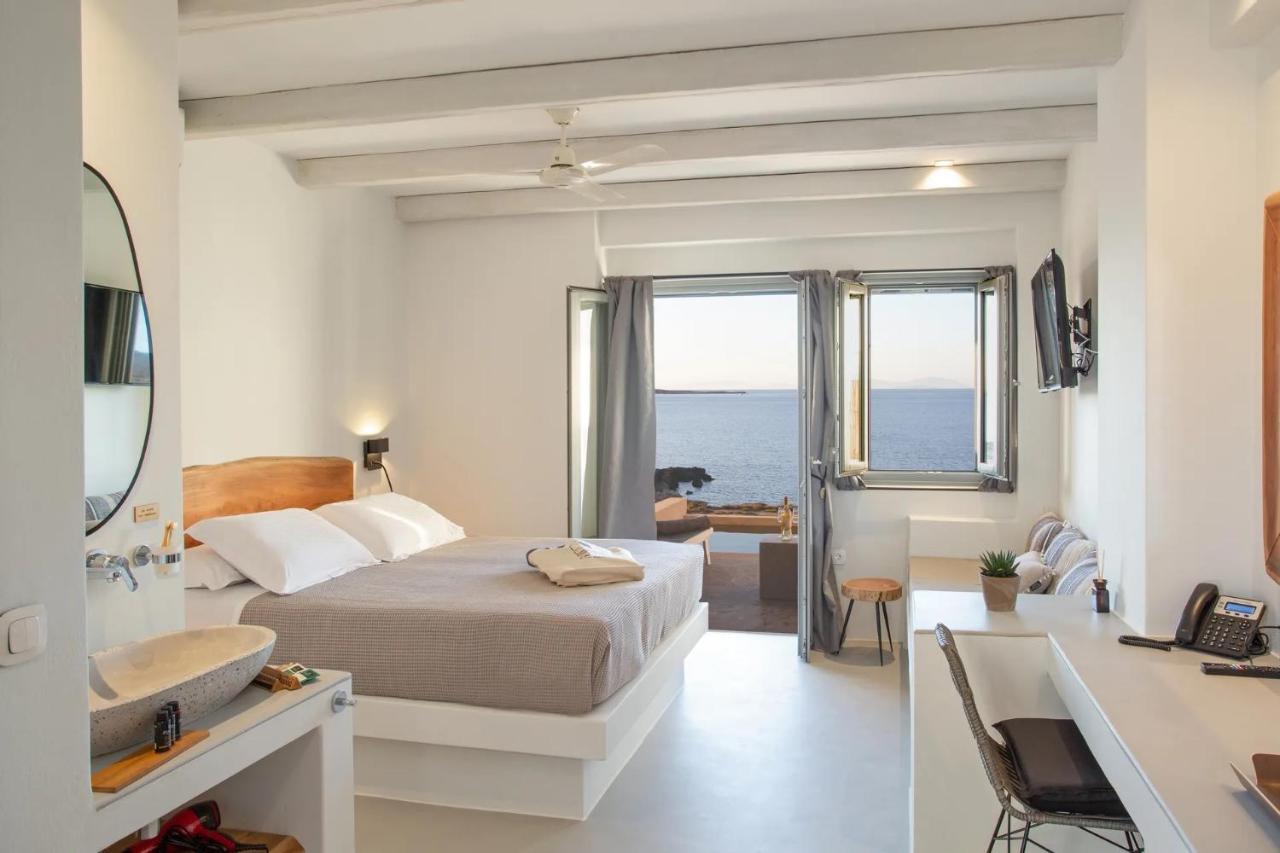 Paros Cape Suites Náousa Exterior foto